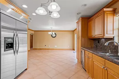 13390 SW 1st St, Miami, FL 33184 - Photo 19