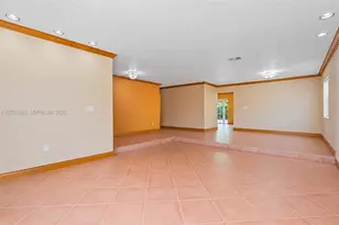 13390 SW 1st St, Miami, FL 33184 - Photo 11