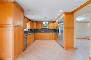 13390 SW 1st St, Miami, FL 33184 - Photo 17