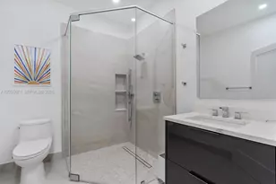 2499 Princeton Ct, Weston, FL 33327 - Photo 23