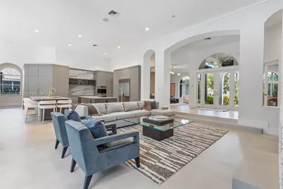 2499 Princeton Ct, Weston, FL 33327 - Photo 5