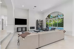 2499 Princeton Ct, Weston, FL 33327 - Photo 7