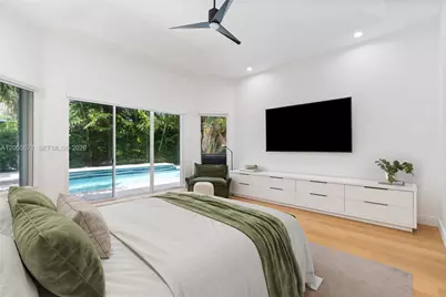 2499 Princeton Ct, Weston, FL 33327 - Photo 9