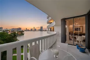 3000 Island Blvd, Aventura, FL 33160 - Photo 3