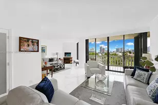 3000 Island Blvd, Aventura, FL 33160 - Photo 13