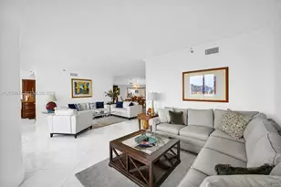 3000 Island Blvd, Aventura, FL 33160 - Photo 11