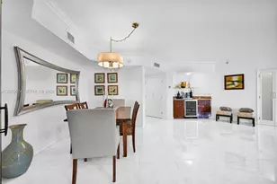 3000 Island Blvd, Aventura, FL 33160 - Photo 17