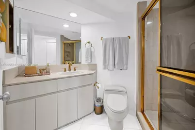 3000 Island Blvd #505, Aventura, FL 33160 - Photo 25