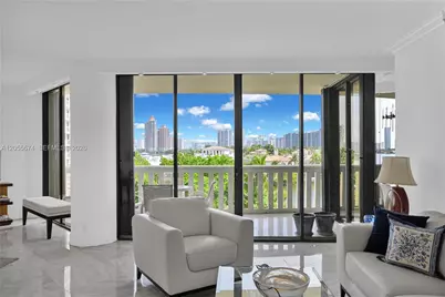 3000 Island Blvd #505, Aventura, FL 33160 - Photo 13