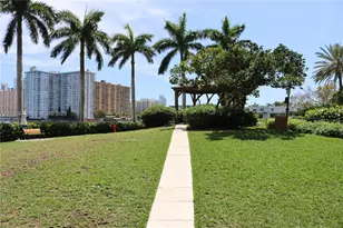 3000 Island Blvd, Aventura, FL 33160 - Photo 101