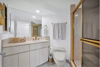 3000 Island Blvd #505, Aventura, FL 33160 - Photo 31