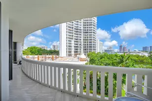3000 Island Blvd, Aventura, FL 33160 - Photo 43