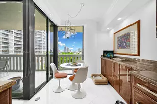 3000 Island Blvd, Aventura, FL 33160 - Photo 37