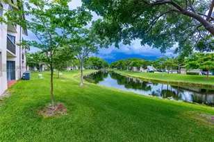 9879 Nob Hill Ct, Sunrise, FL 33351 - Photo 15