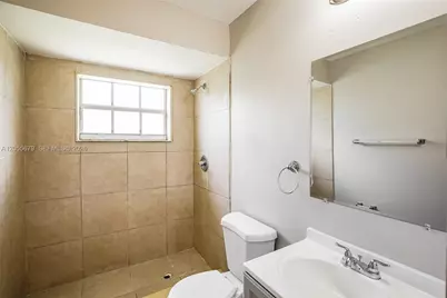 10352 SW 208th Ln, Cutler Bay, FL 33189 - Photo 17