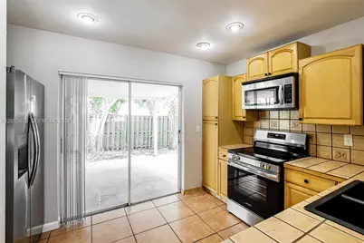 10352 SW 208th Ln, Cutler Bay, FL 33189 - Photo 7