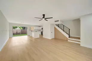 8769 SW 137th Ave, Miami, FL 33183 - Photo 7