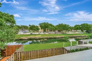 8769 SW 137th Ave, Miami, FL 33183 - Photo 17