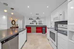 155 Ocean Ln Dr, Key Biscayne, FL 33149 - Photo 21