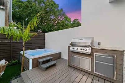 1418 NE 6th St, Fort Lauderdale, FL 33304 - Photo 93