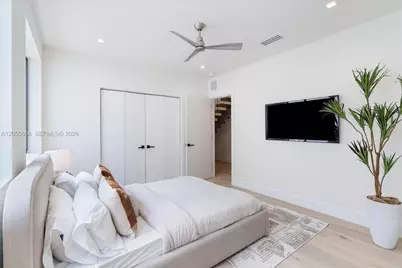 1418 NE 6th St, Fort Lauderdale, FL 33304 - Photo 17