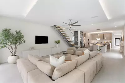 1418 NE 6th St, Fort Lauderdale, FL 33304 - Photo 3