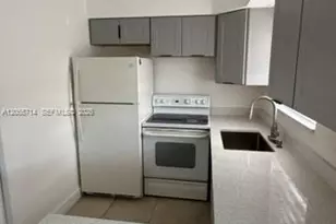 2450 Lincoln St, Hollywood, FL 33020 - Photo 3