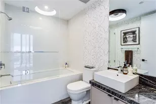 1100 Biscayne Blvd, Miami, FL 33132 - Photo 17