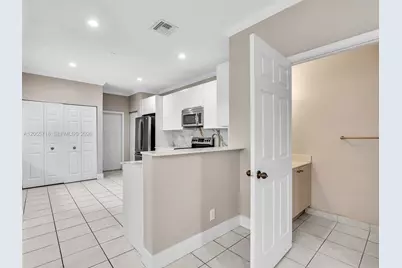 4283 Vineyard Cir #4283, Weston, FL 33332 - Photo 13