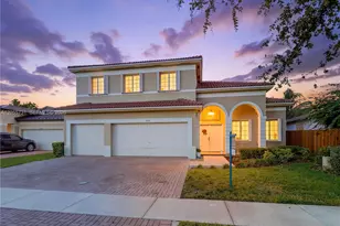 2002 NE 39th Terrace, Homestead, FL 33033 - Photo 1