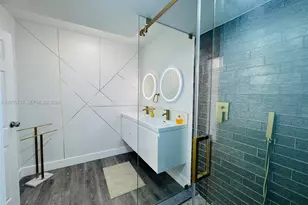 3625 N Country Club Dr, Aventura, FL 33180 - Photo 29