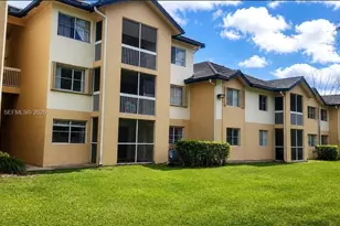 9901 Westview Dr, Coral Springs, FL 33076 - Photo 13