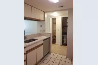 9901 Westview Dr #315, Coral Springs, FL 33076 - Photo 11