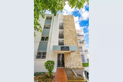 836 SW 1st St #102, Miami, FL 33130 - Photo 9
