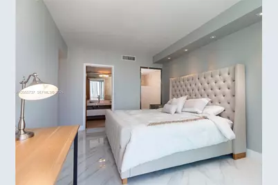 92 SW 3rd St #3901, Miami, FL 33130 - Photo 9
