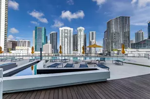 92 SW 3rd St, Miami, FL 33130 - Photo 17