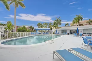 455 Paradise Isle Blvd, Hallandale Beach, FL 33009 - Photo 9