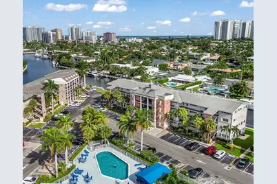 455 Paradise Isle Blvd #207, Hallandale Beach, FL 33009 - Photo 13