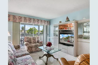 455 Paradise Isle Blvd #207, Hallandale Beach, FL 33009 - Photo 5
