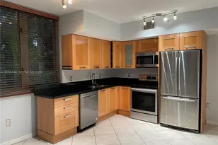 2630 SW 28th St, Miami, FL 33133 - Photo 11