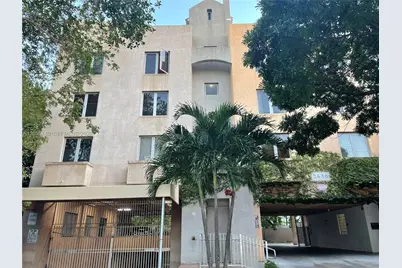 2630 SW 28th St #33, Miami, FL 33133 - Photo 1