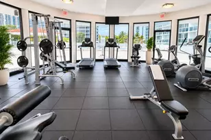 20515 E Country Club Dr, Aventura, FL 33180 - Photo 17