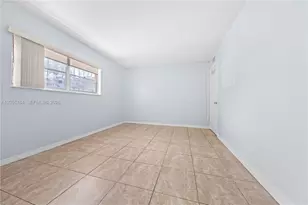 260 NW 107th Ave, Miami, FL 33172 - Photo 15