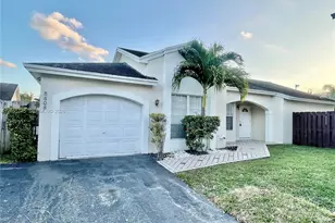 5508 NW 101st Ct, Doral, FL 33178 - Photo 1