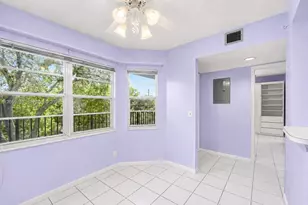 12500 SW 5th Ct, Pembroke Pines, FL 33027 - Photo 3