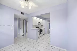 12500 SW 5th Ct, Pembroke Pines, FL 33027 - Photo 3