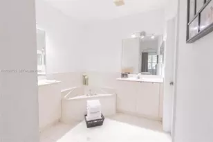 8526 NW 108th Ave, Doral, FL 33178 - Photo 41
