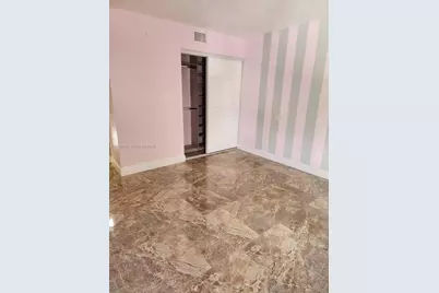 11130 N Lakeview Dr #1, Pembroke Pines, FL 33026 - Photo 25