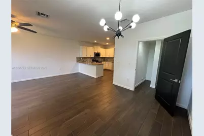 2373 SE 14th St #2373, Homestead, FL 33035 - Photo 7