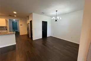 2373 SE 14th St, Homestead, FL 33035 - Photo 7